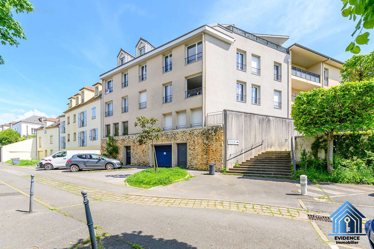 Appartement à DAMMARTIN-EN-GOELE