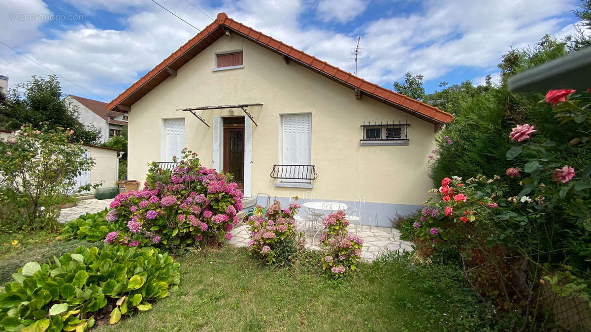 Maison à NEUILLY-PLAISANCE