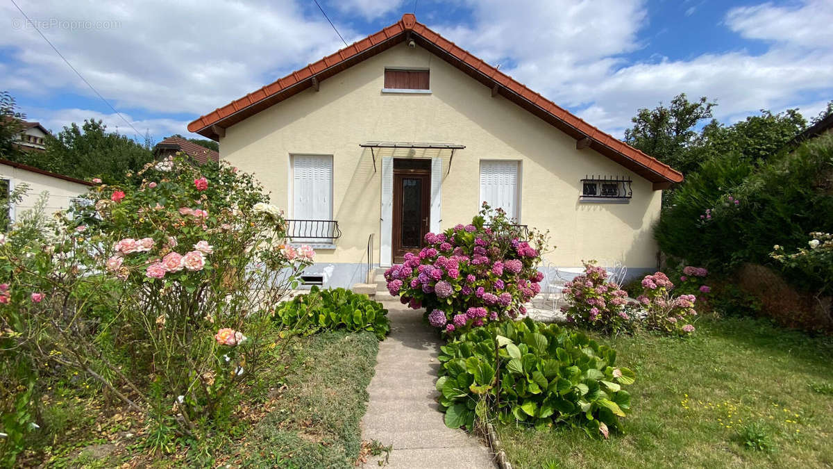 Maison à NEUILLY-PLAISANCE