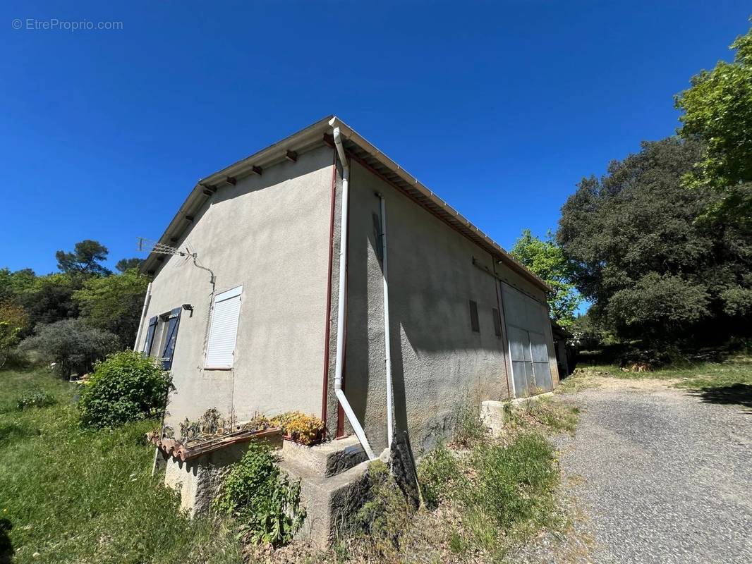 Maison à SAINT-MAXIMIN-LA-SAINTE-BAUME