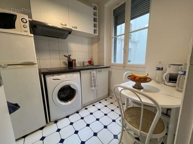 Appartement à PARIS-7E