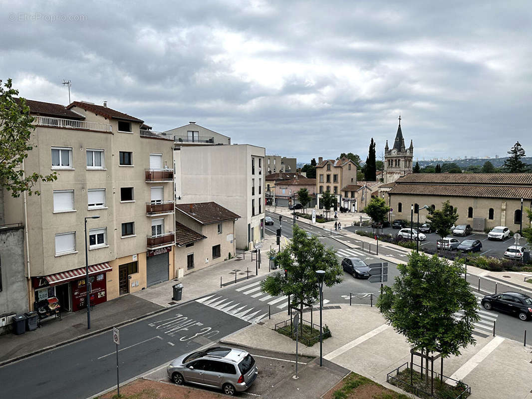 Appartement à VAULX-EN-VELIN