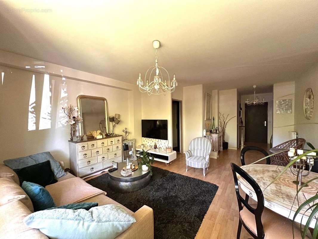   - Appartement à TOULOUSE