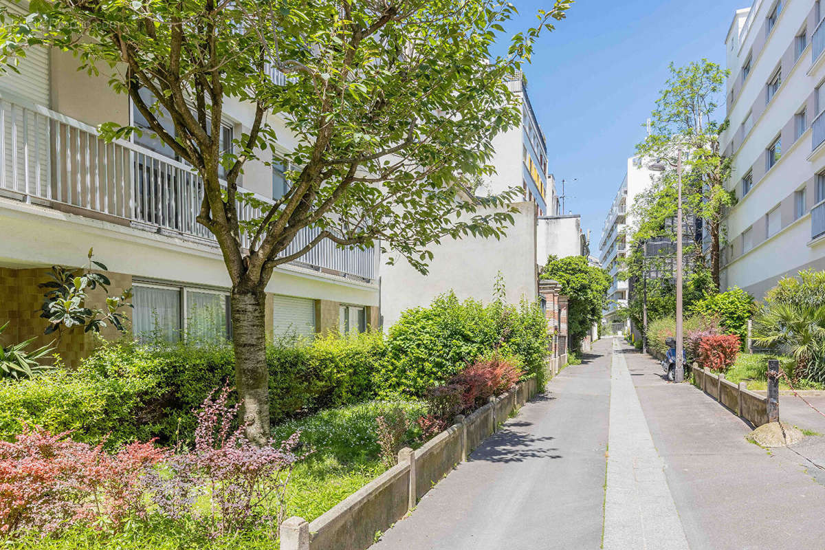 Appartement à PARIS-20E