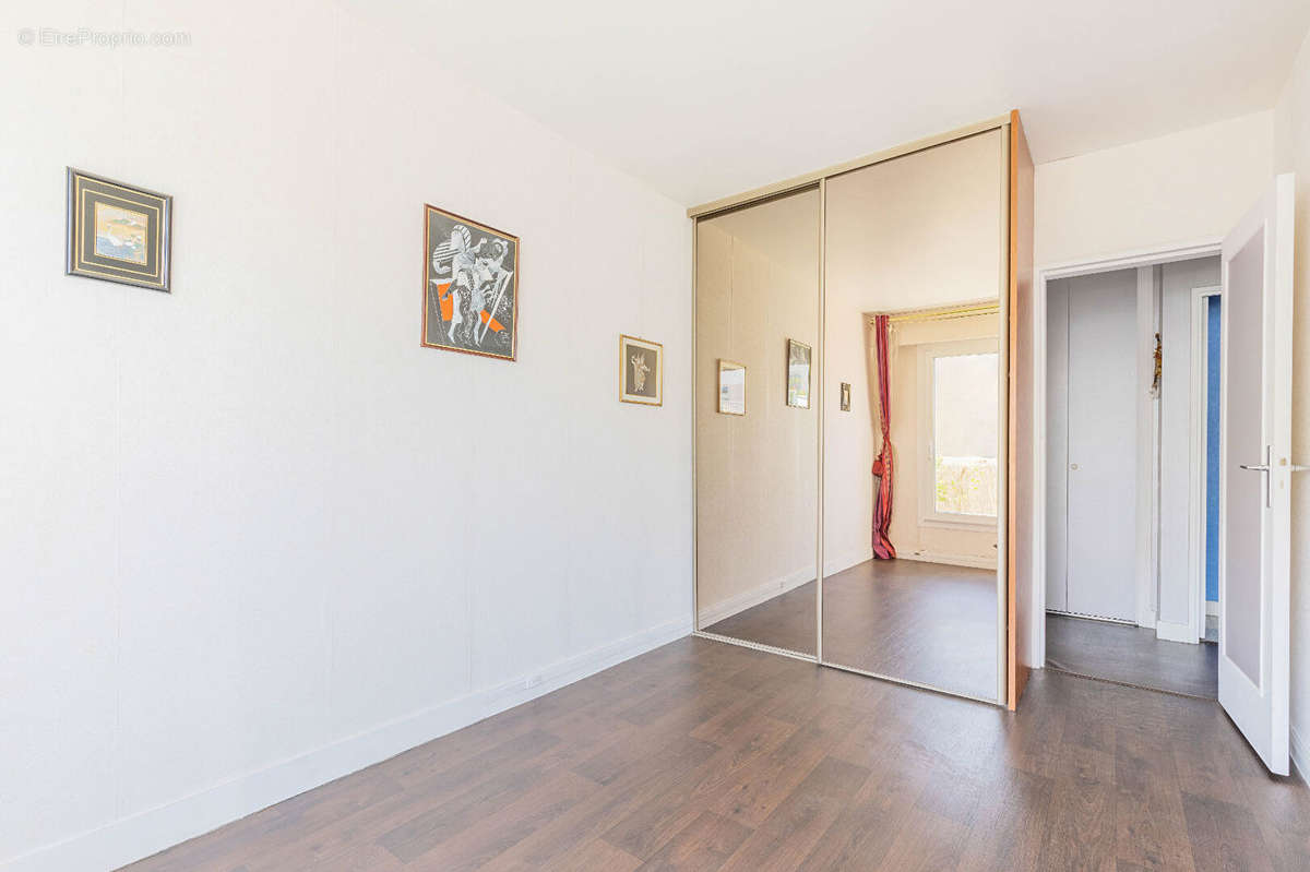 Appartement à PARIS-20E