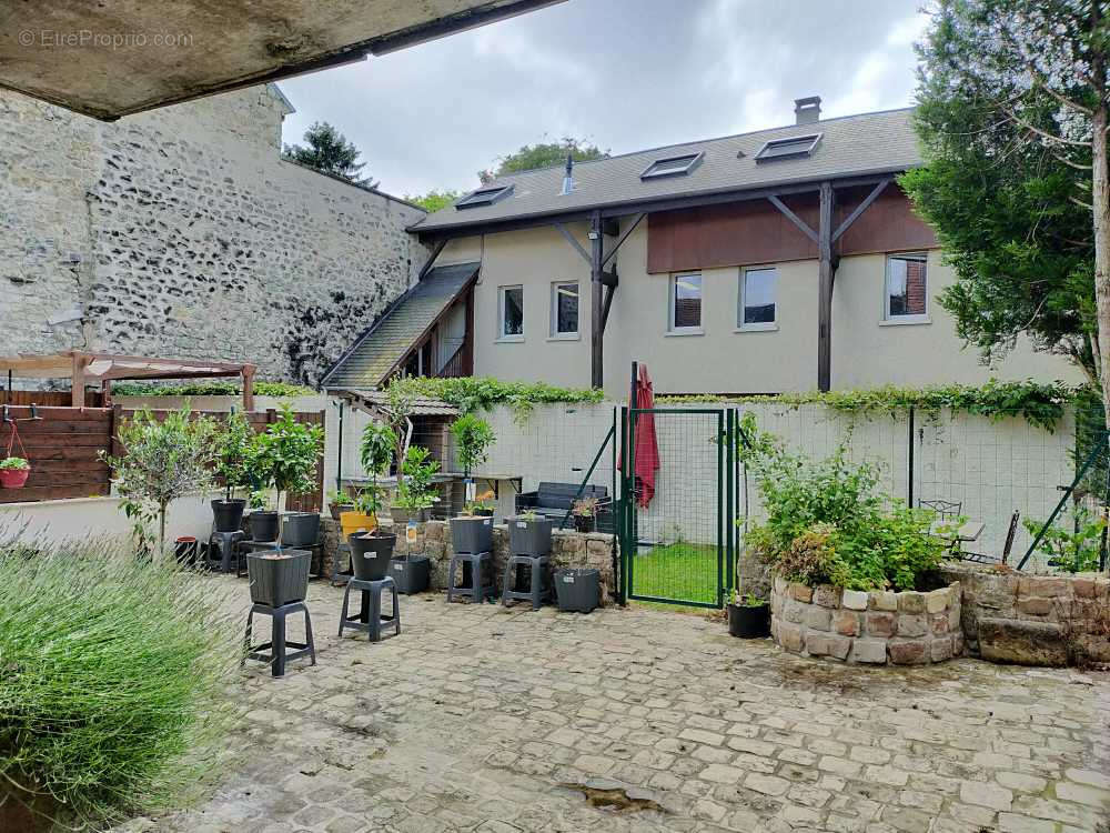 Appartement à PONTOISE