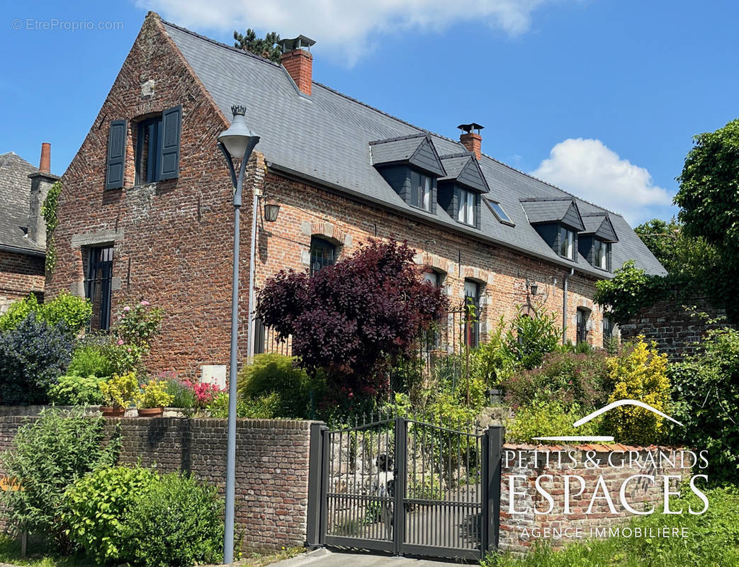 Maison à PREUX-AU-SART