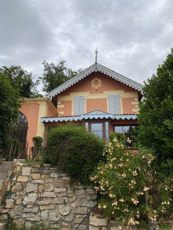 Maison à MANOSQUE