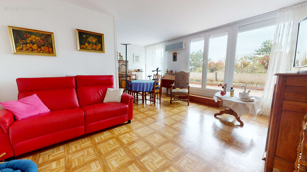 Appartement à QUETIGNY