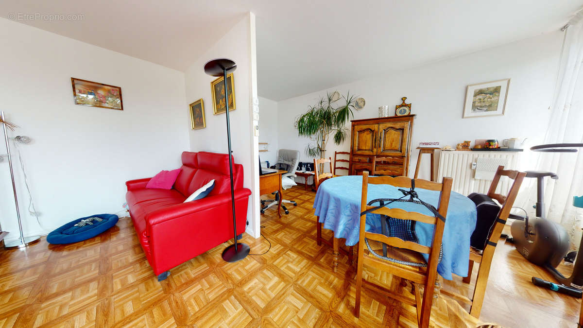 Appartement à QUETIGNY