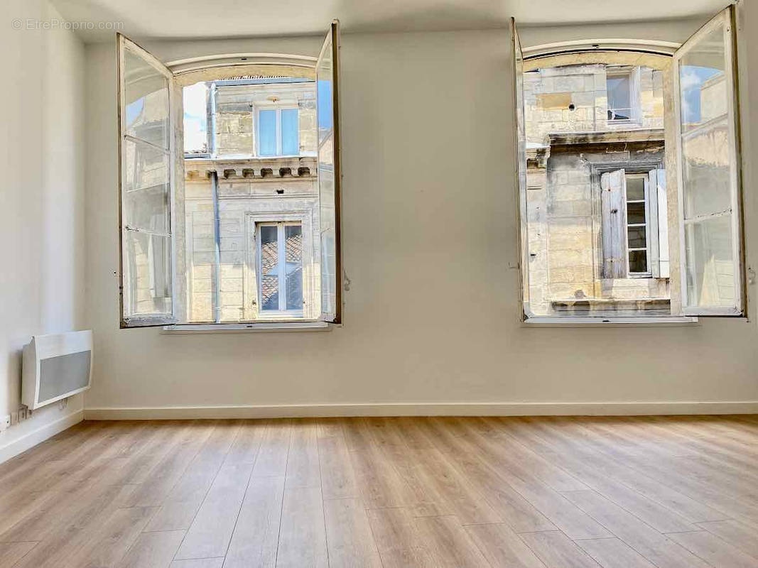 Appartement à BORDEAUX