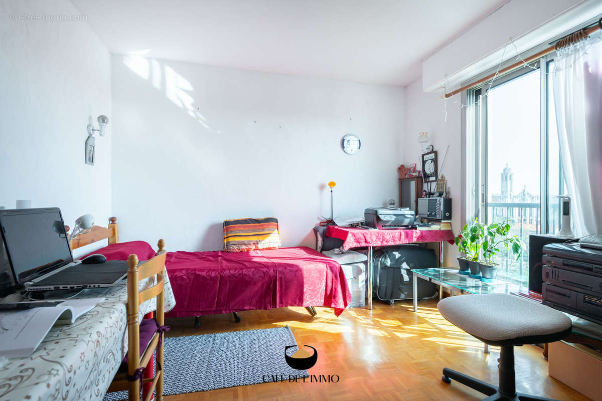 Appartement à MARSEILLE-13E