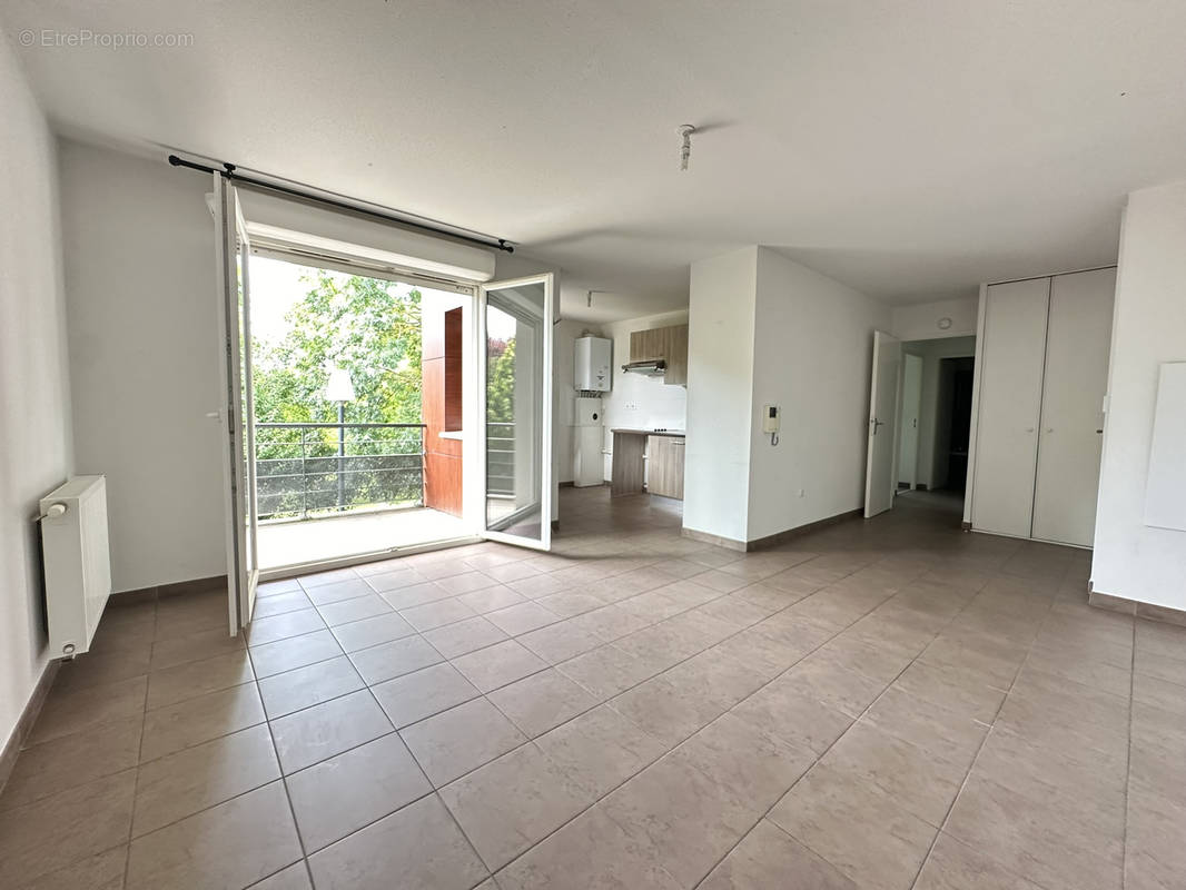 Appartement à SAINT-ORENS-DE-GAMEVILLE