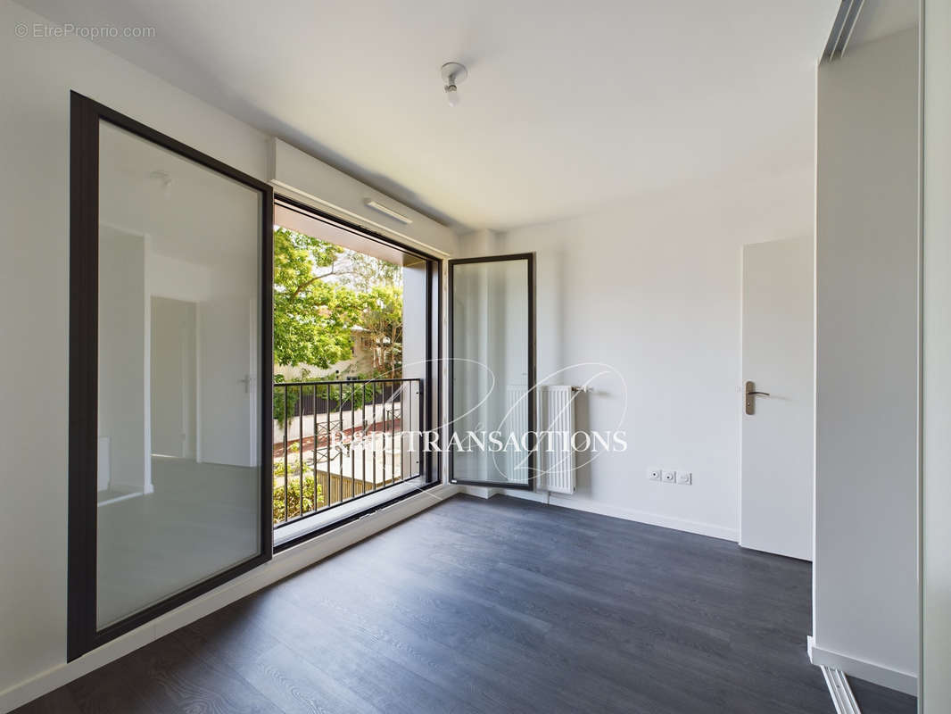 Appartement à NANTERRE