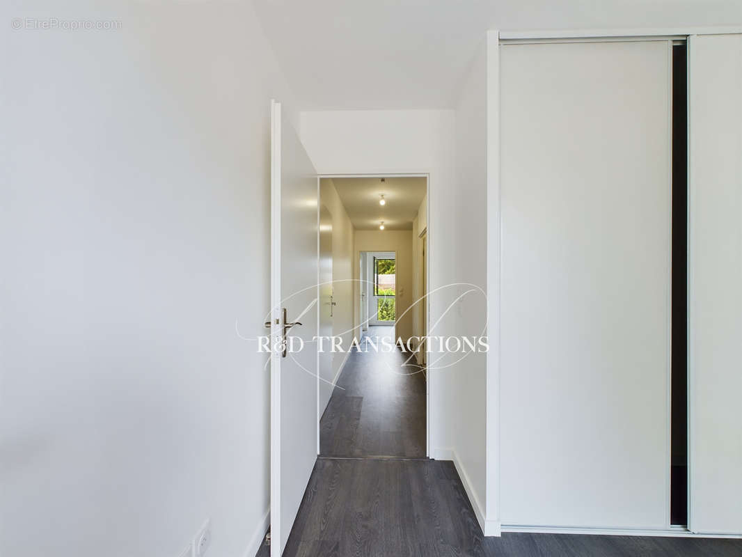 Appartement à NANTERRE