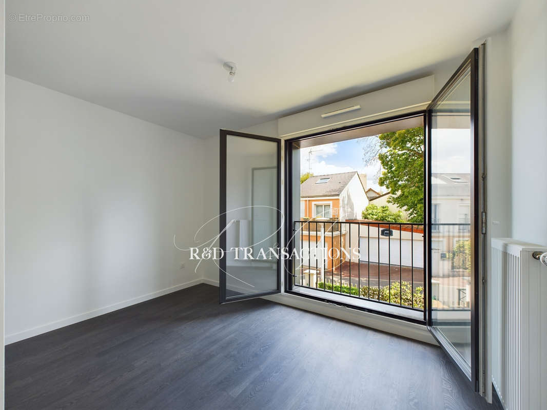 Appartement à NANTERRE