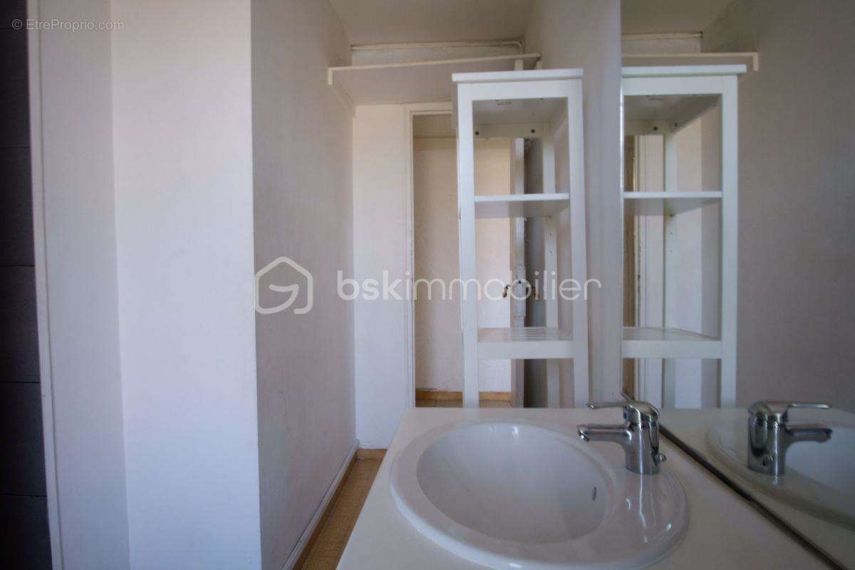 Appartement à MARSEILLE-13E