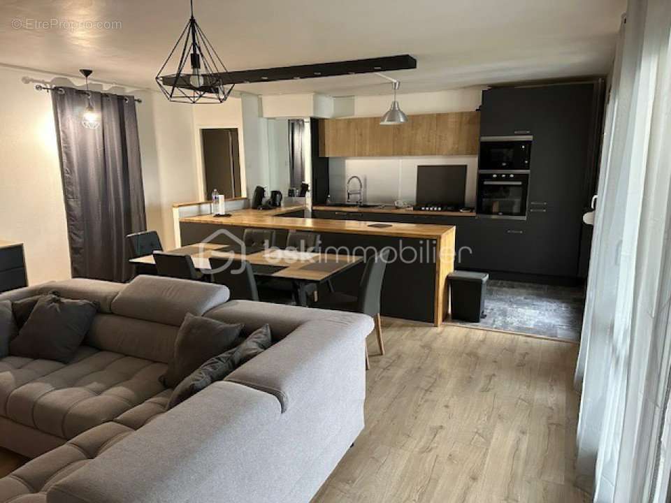 Appartement à CHARLEVILLE-MEZIERES