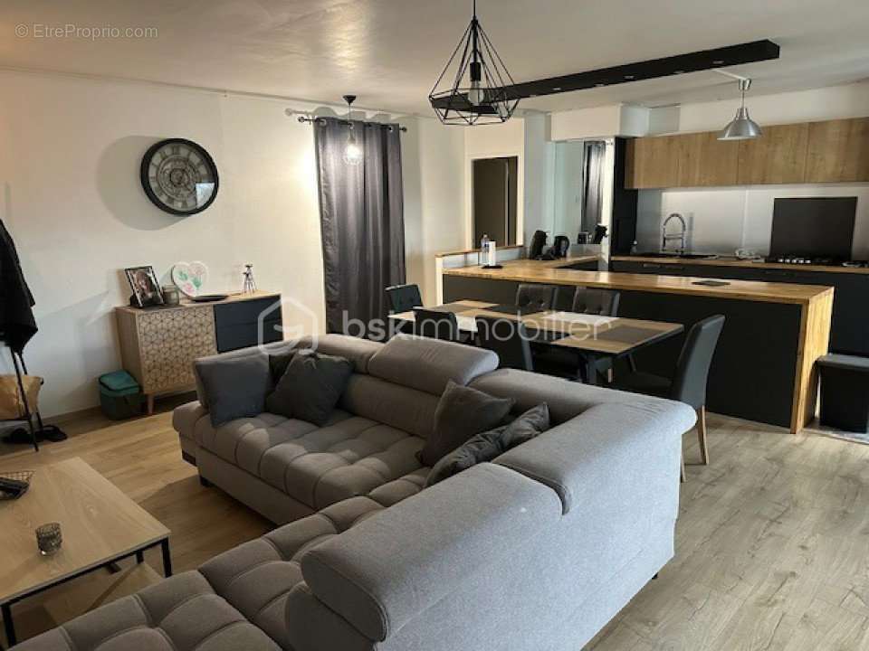 Appartement à CHARLEVILLE-MEZIERES