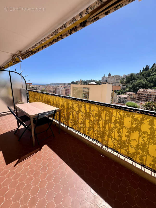 Appartement à MENTON