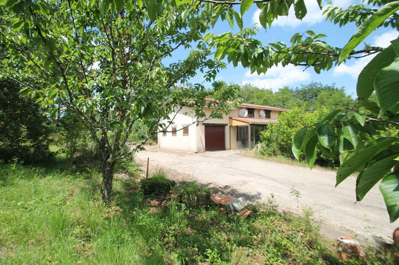 Maison à LAVARDAC