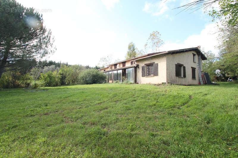 Maison à LAVARDAC