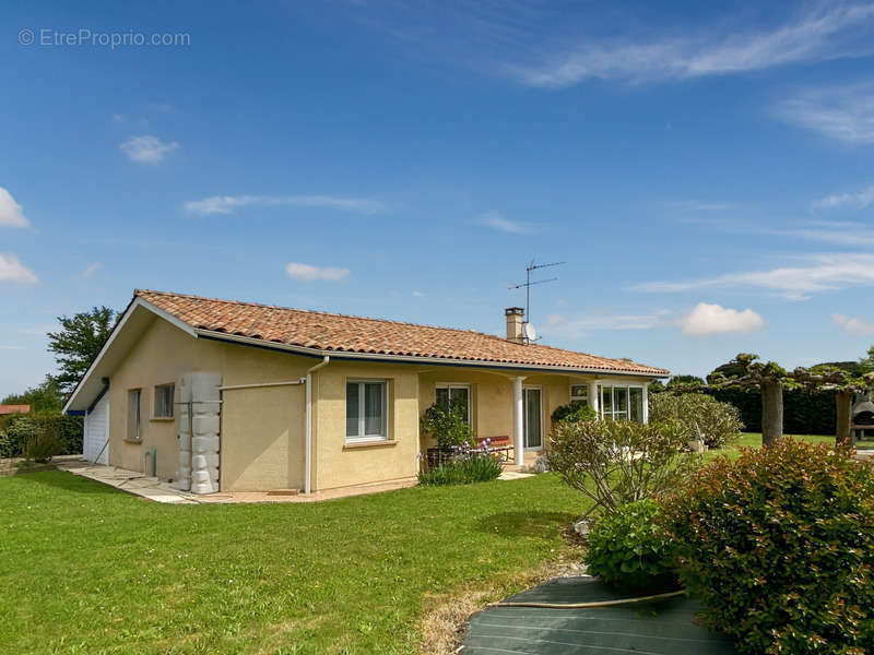 Maison à AIRE-SUR-L&#039;ADOUR