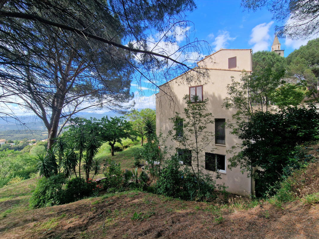 Appartement à SARTENE