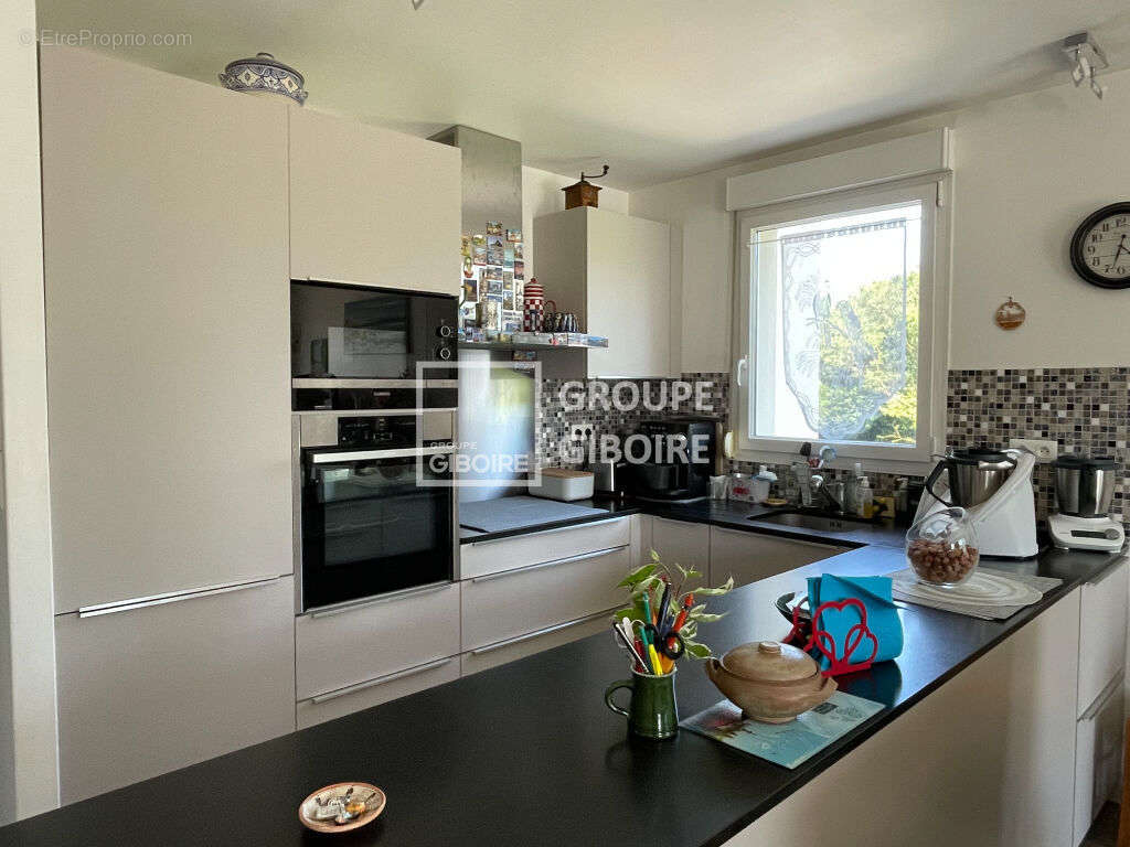 Appartement à LA CHAPELLE-DES-FOUGERETZ