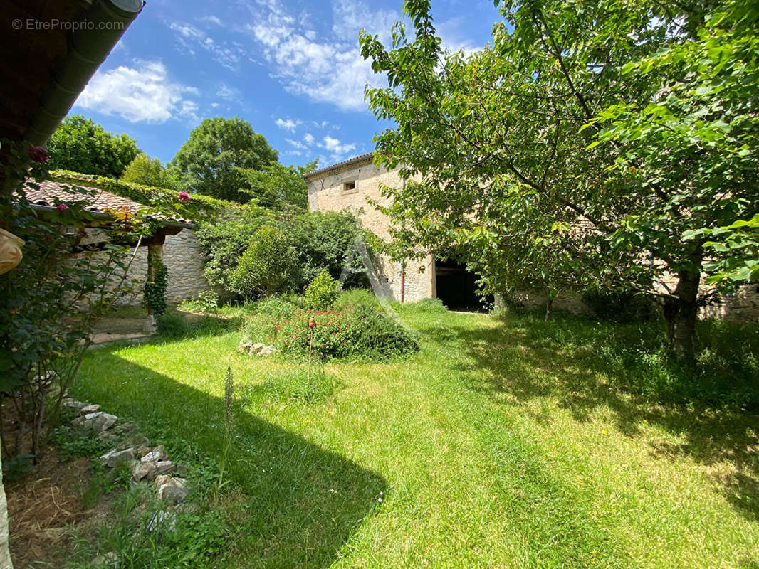 Maison à LABECEDE-LAURAGAIS