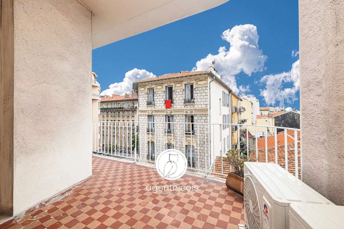 Appartement à NICE