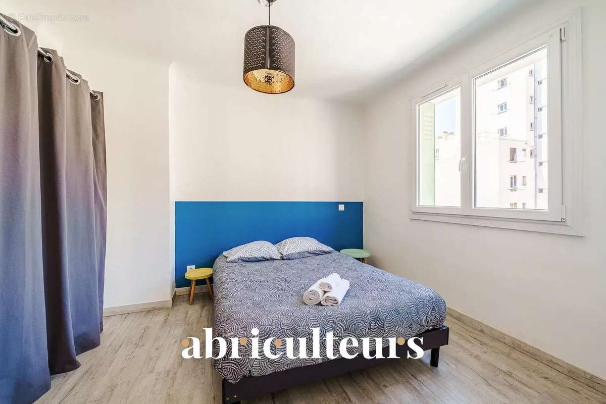 Appartement à MARSEILLE-3E