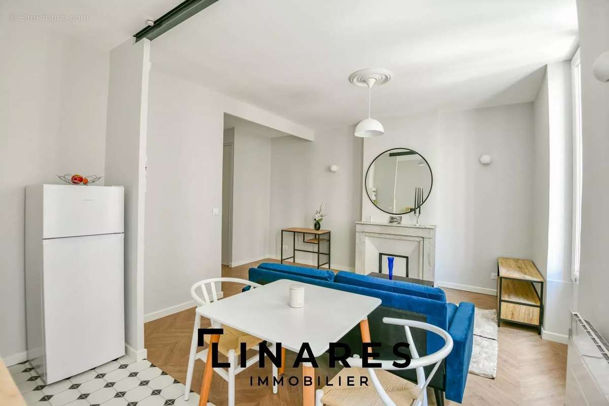 Appartement à MARSEILLE-1E