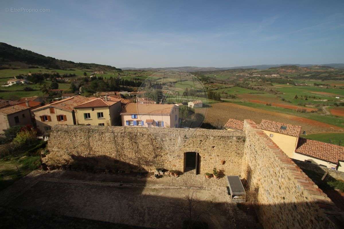 Maison à SAINT-FERRIOL