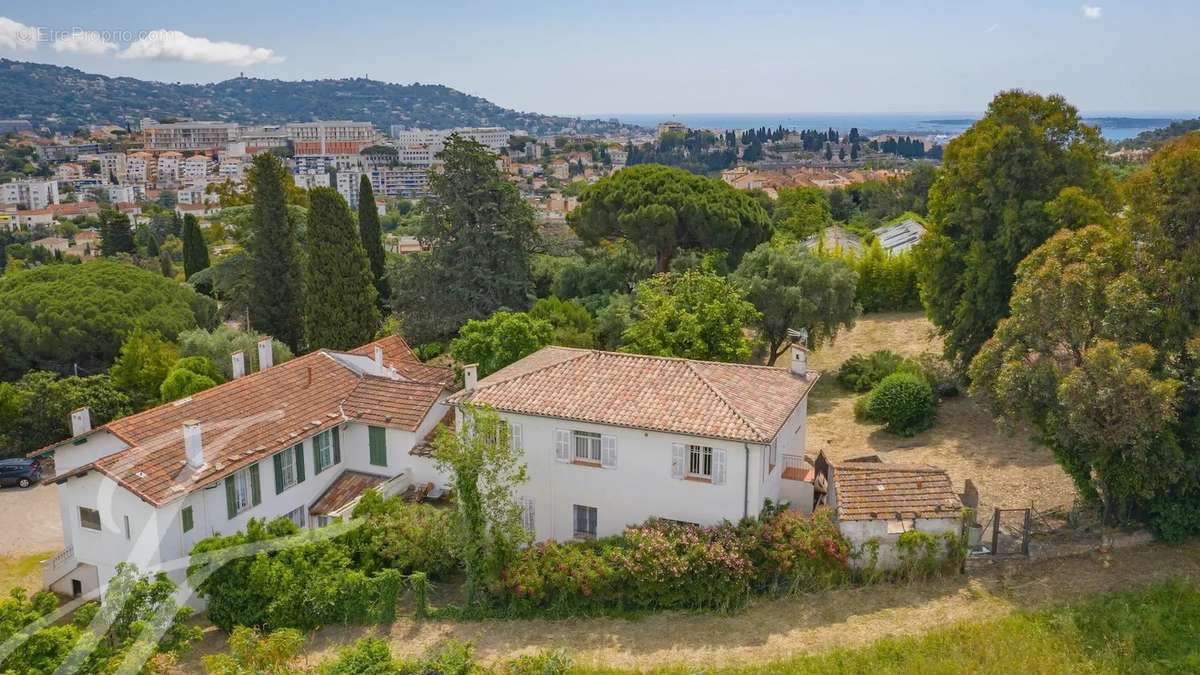 Maison à CANNES