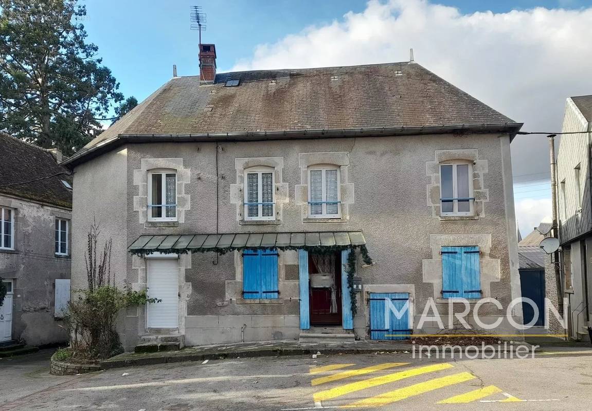 Maison à SAINT-SULPICE-LES-FEUILLES