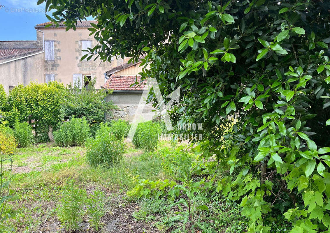 Maison à BLAYE