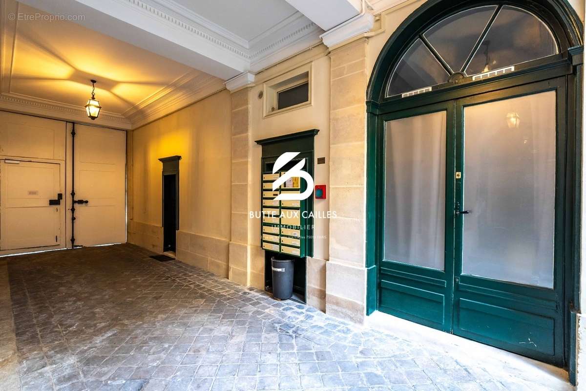 Appartement à PARIS-6E