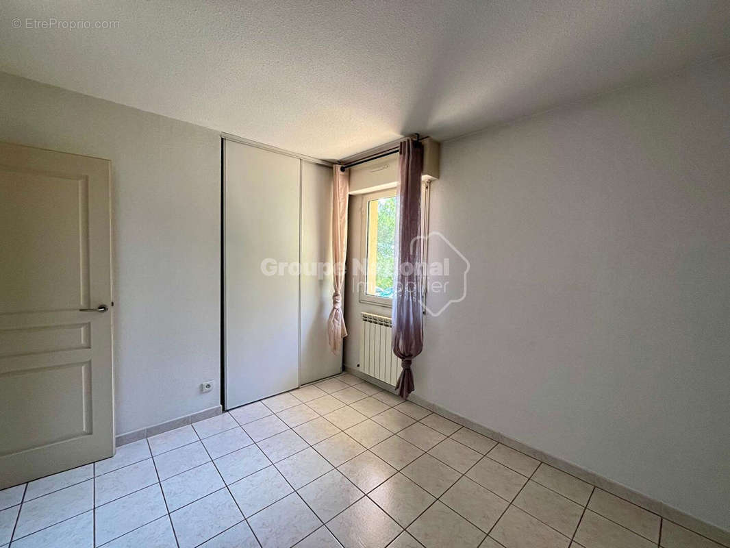 Appartement à VILLENEUVE-LES-AVIGNON