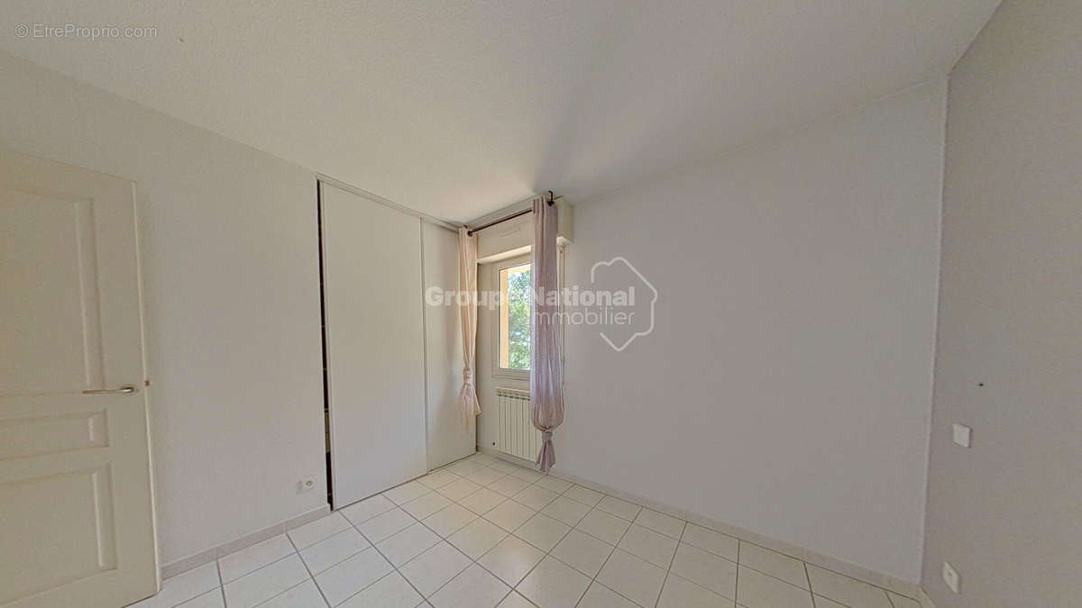 Appartement à VILLENEUVE-LES-AVIGNON