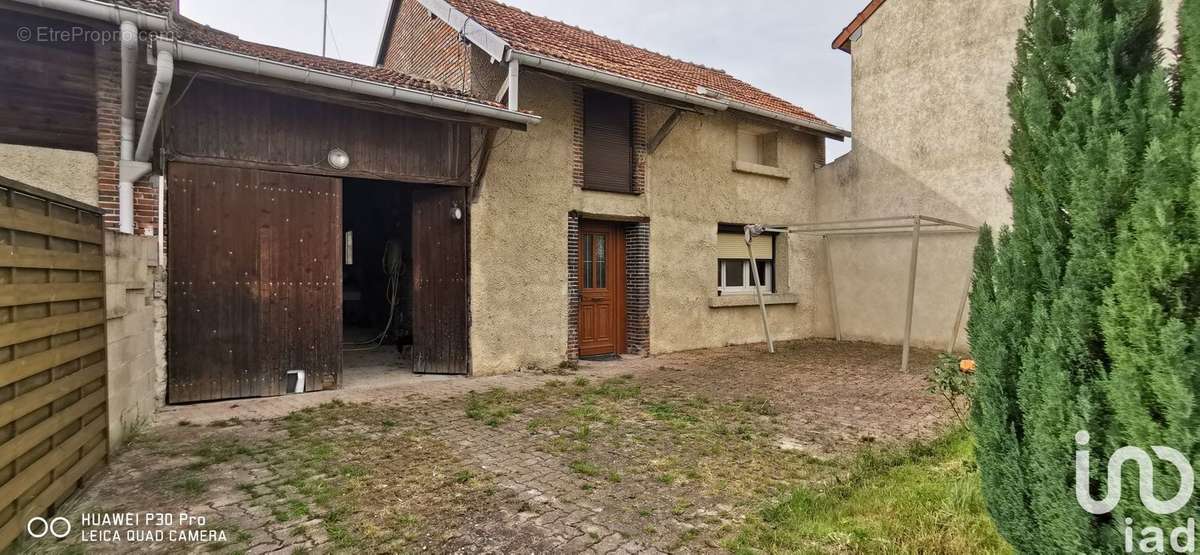 Photo 2 - Maison à FERE-CHAMPENOISE