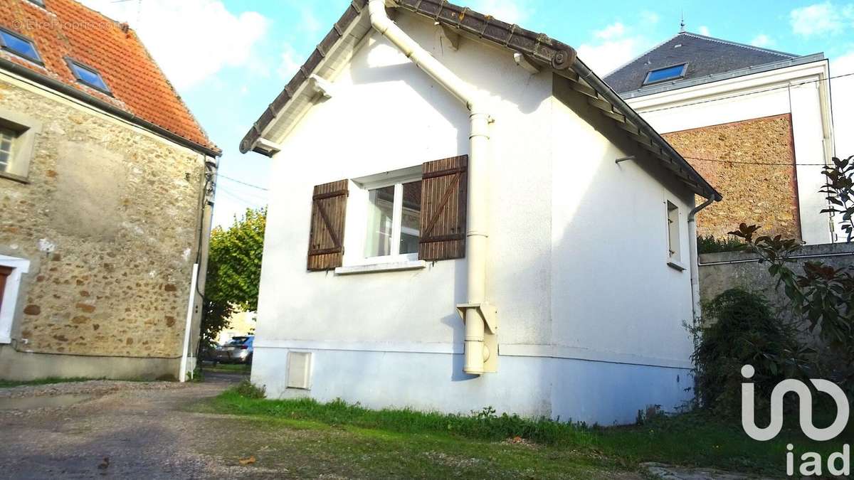 Photo 2 - Maison à LISSES