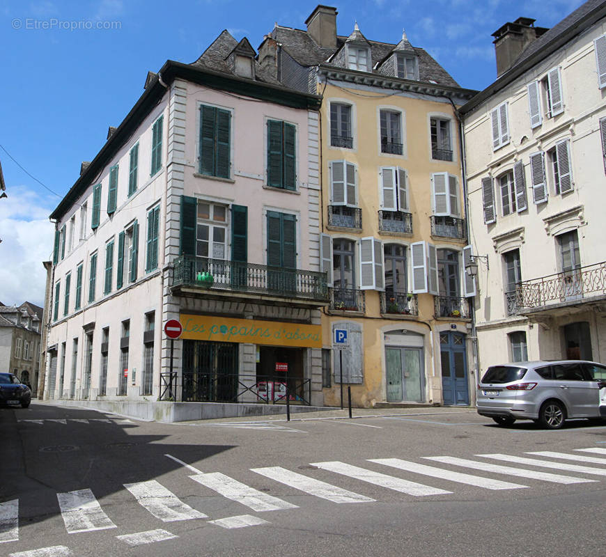 Appartement à OLORON-SAINTE-MARIE