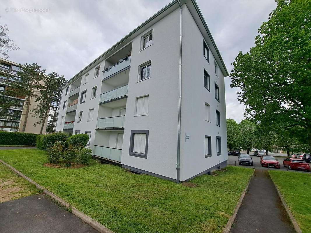 Appartement à TINQUEUX