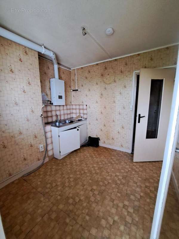 Appartement à TINQUEUX