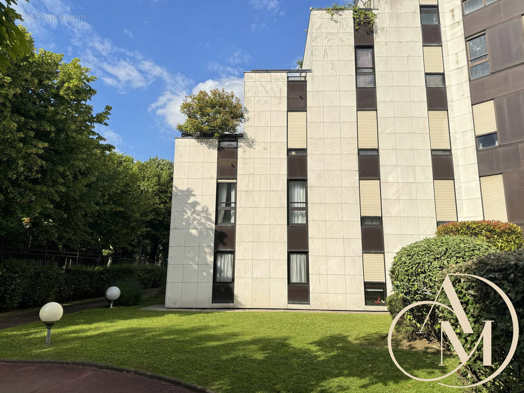 Appartement à ENGHIEN-LES-BAINS