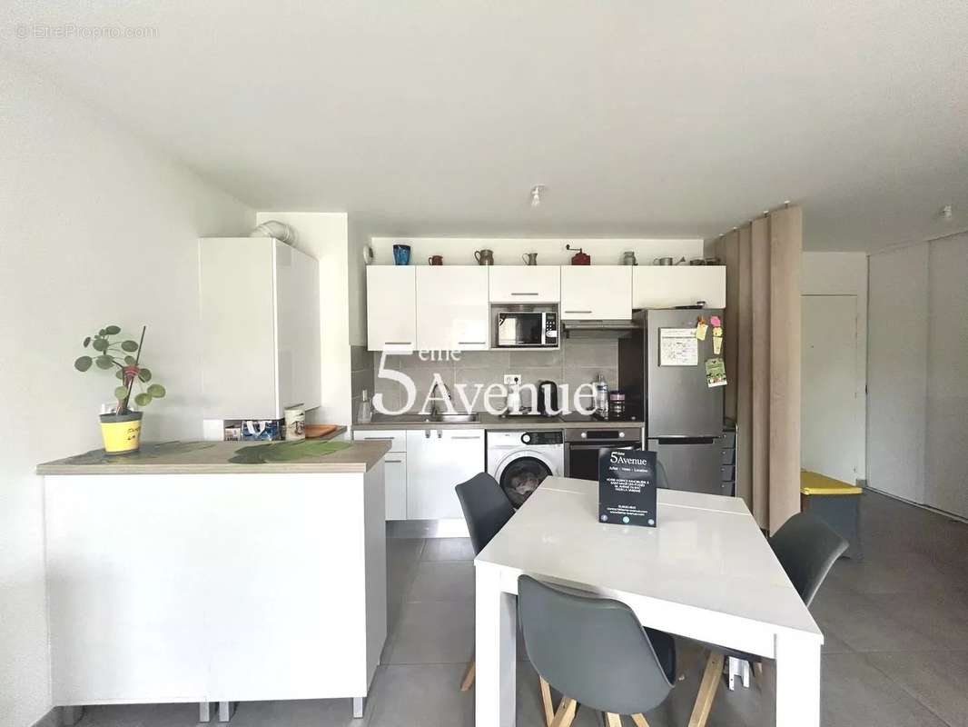 Appartement à CHENNEVIERES-SUR-MARNE