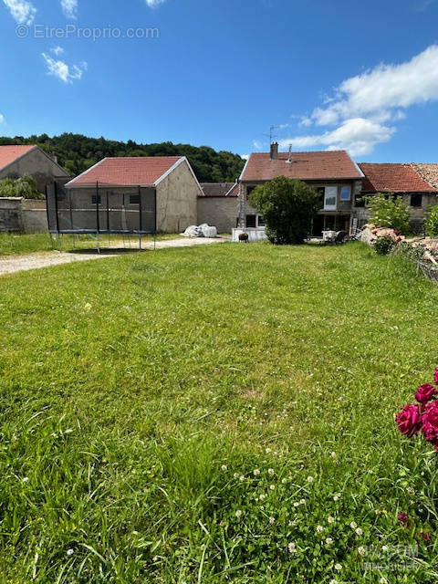 Maison à COMMERCY