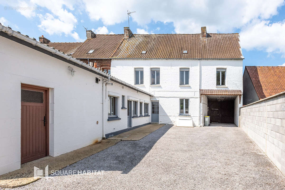 Maison à ARQUES