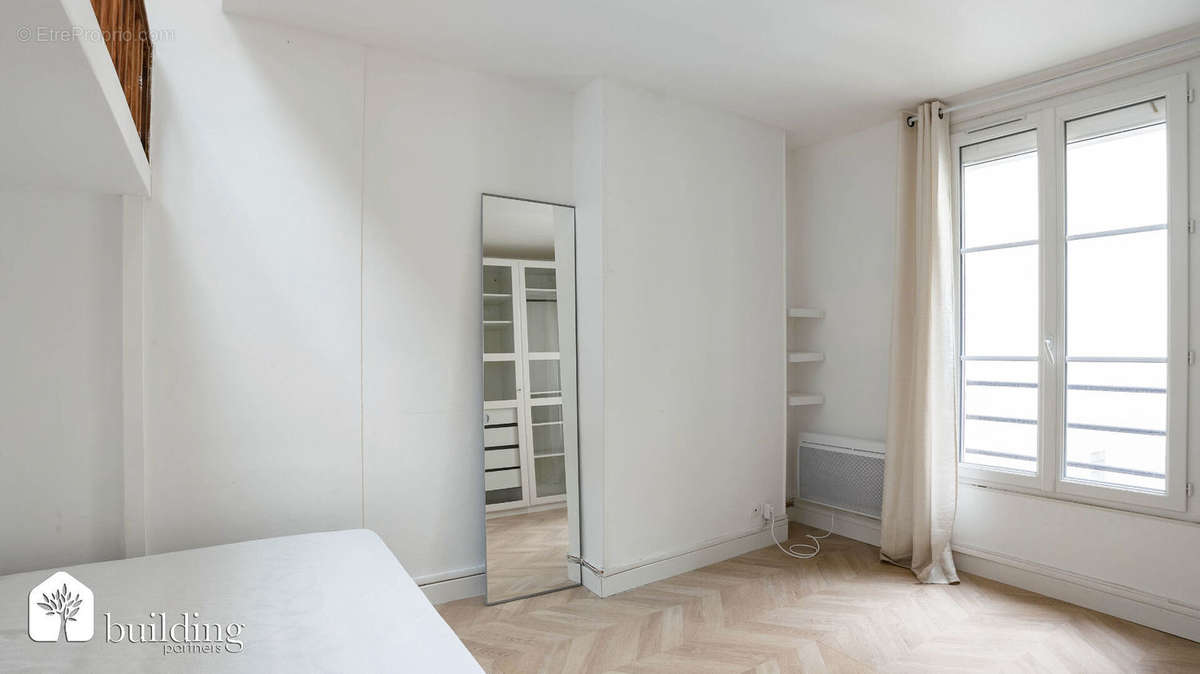 Appartement à LEVALLOIS-PERRET